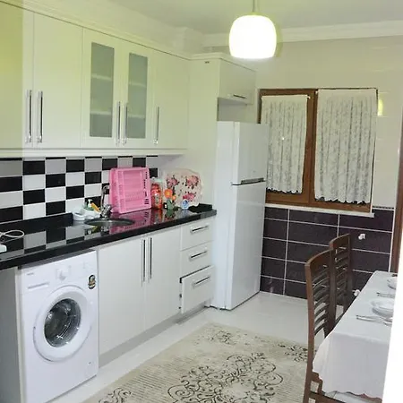 空那卡拉尔尊贵酒店