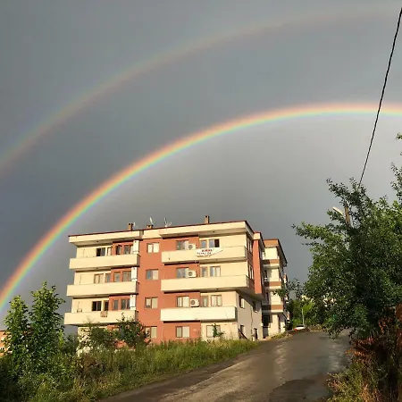 Konaklar Premium アパートホテル